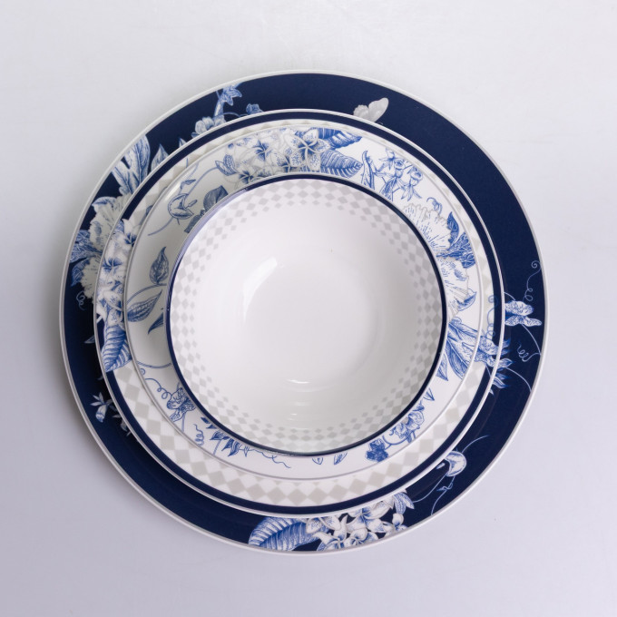 Столовый сервиз на 6 персон фарфоровый Blossom Blue 24 предмети Yiwu HP-7-713N